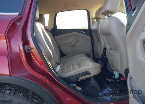 2017 Ford Escape Titanium из США, поврежденный, VIN 1FMCU9JDXHUD56396